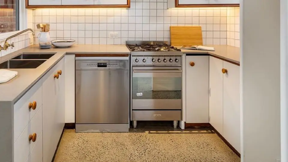 Cut and Coat  Residential Kitchen Flooring Solution